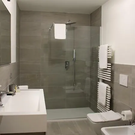 Apartamento Leoncino 14