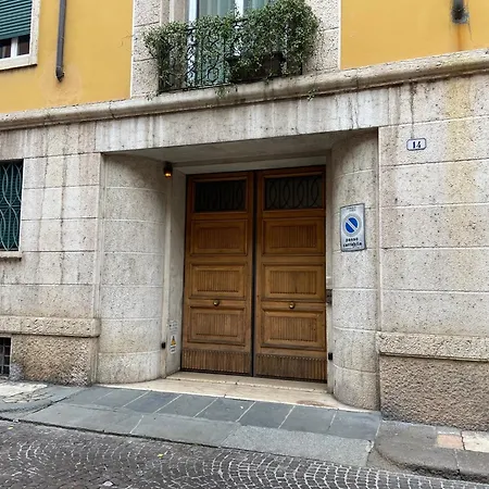 Leoncino 14 Lägenhet *